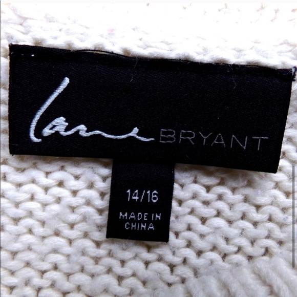 Lane Bryant 3/4 Sleeve Ivory Sweater w/ Heart - Picture 5 of 7